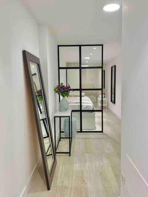 Moderno Apartamento Con Garaje Privado En El Centro De Vigo Ngoại thất bức ảnh