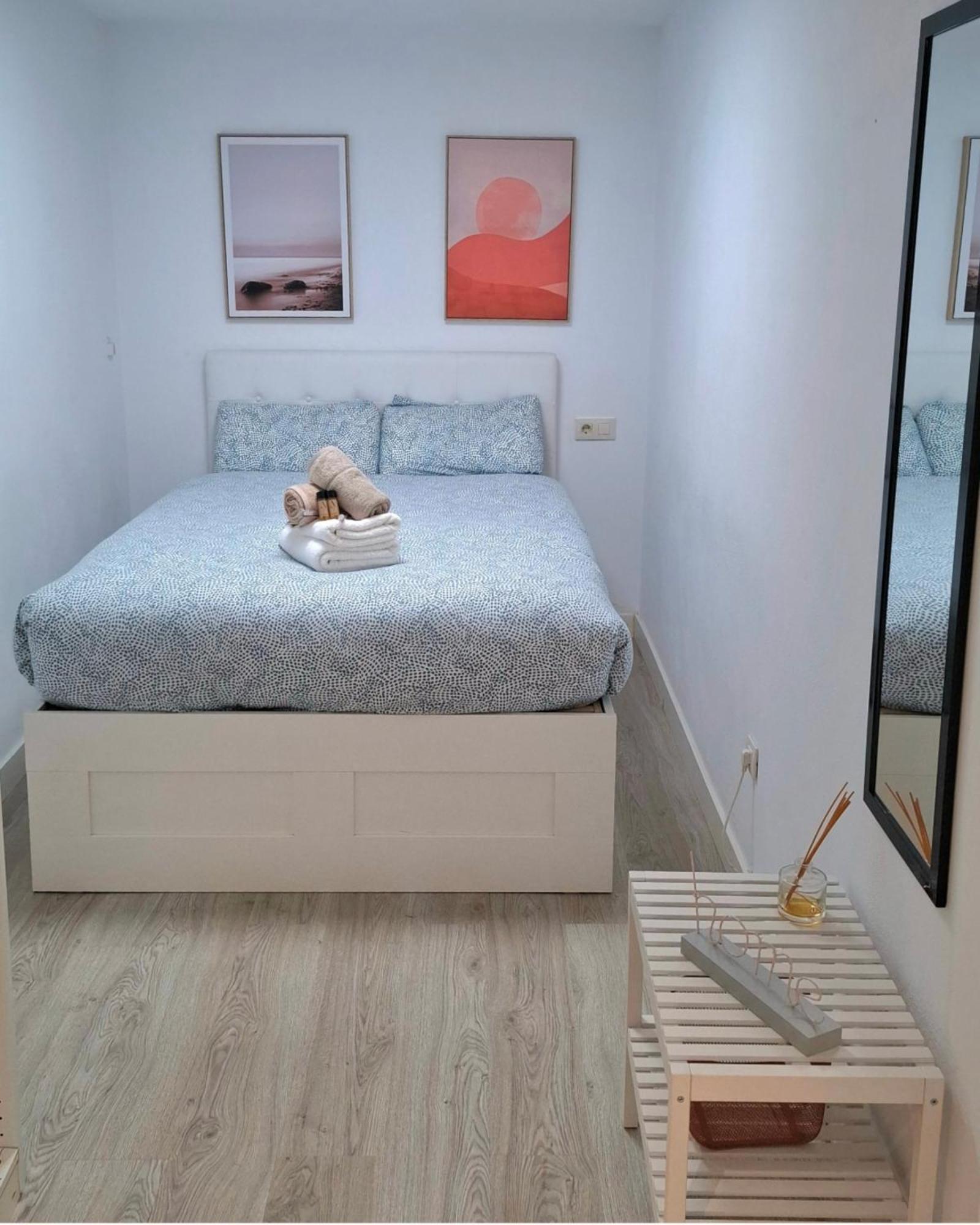 Moderno Apartamento Con Garaje Privado En El Centro De Vigo Ngoại thất bức ảnh